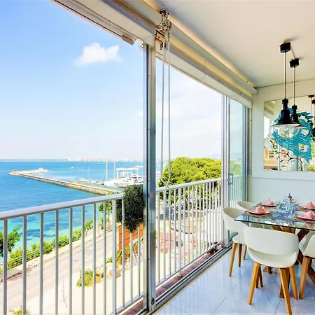 In Near Platja Dels Palangrers 아파트