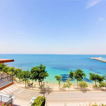 아파트 In Near Platja Dels Palangrers 로지즈