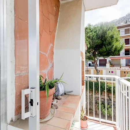 In Near Platja Dels Palangrers 아파트 로지즈