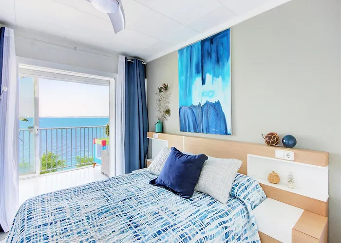 In Near Platja Dels Palangrers * 로지즈