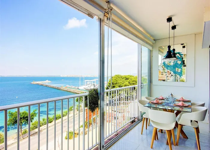 In Near Platja Dels Palangrers 아파트