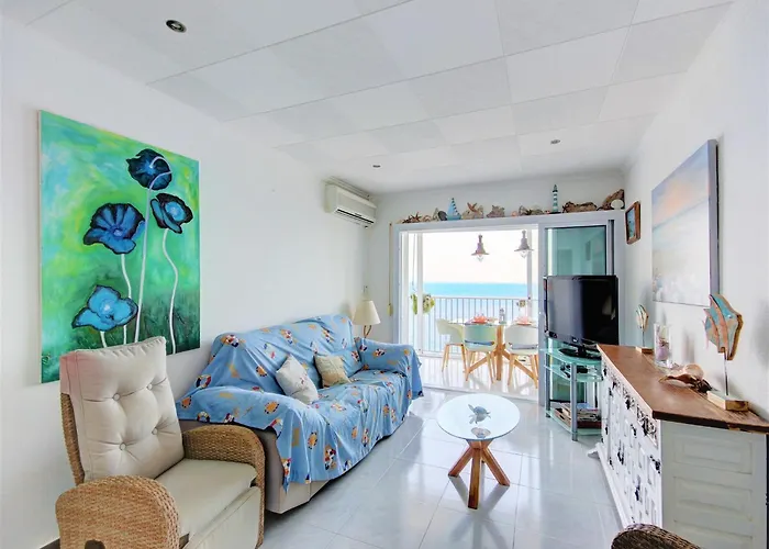 In Near Platja Dels Palangrers 아파트 *