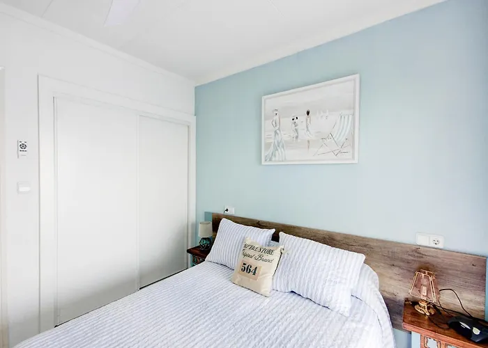 In Near Platja Dels Palangrers 아파트 로지즈