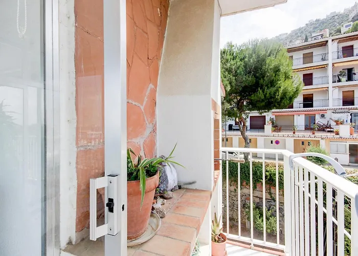 In Near Platja Dels Palangrers 아파트 로지즈